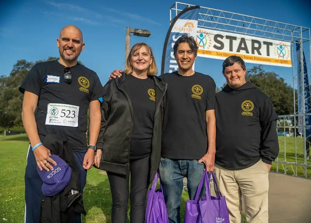 SDCCE’s Acquired Brain Injury (ABI) program students participate in the surviveHEADSTRONG Walk.